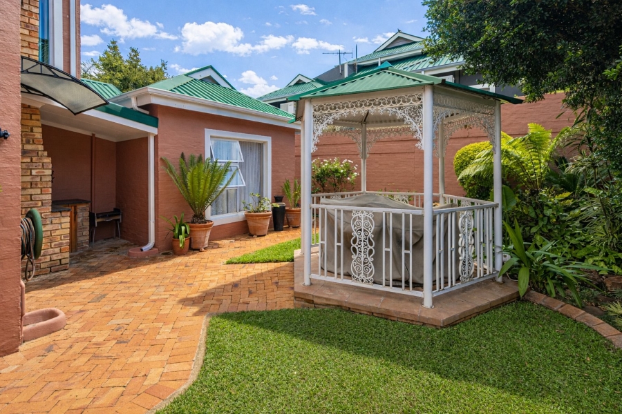 4 Bedroom Property for Sale in Caribbean Beach Club North West